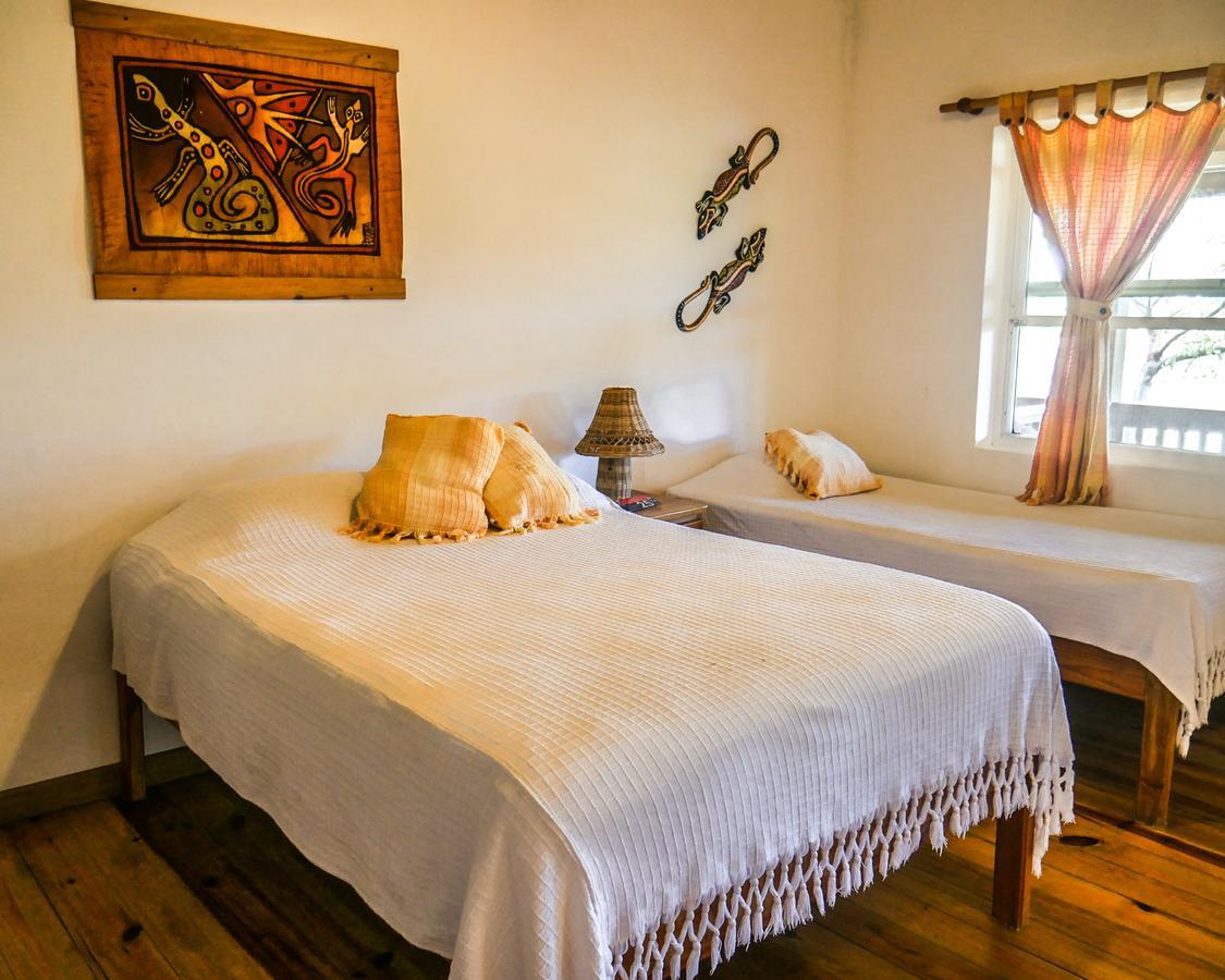 Hotel Posada Las Orquideas,West End Buitenkant foto