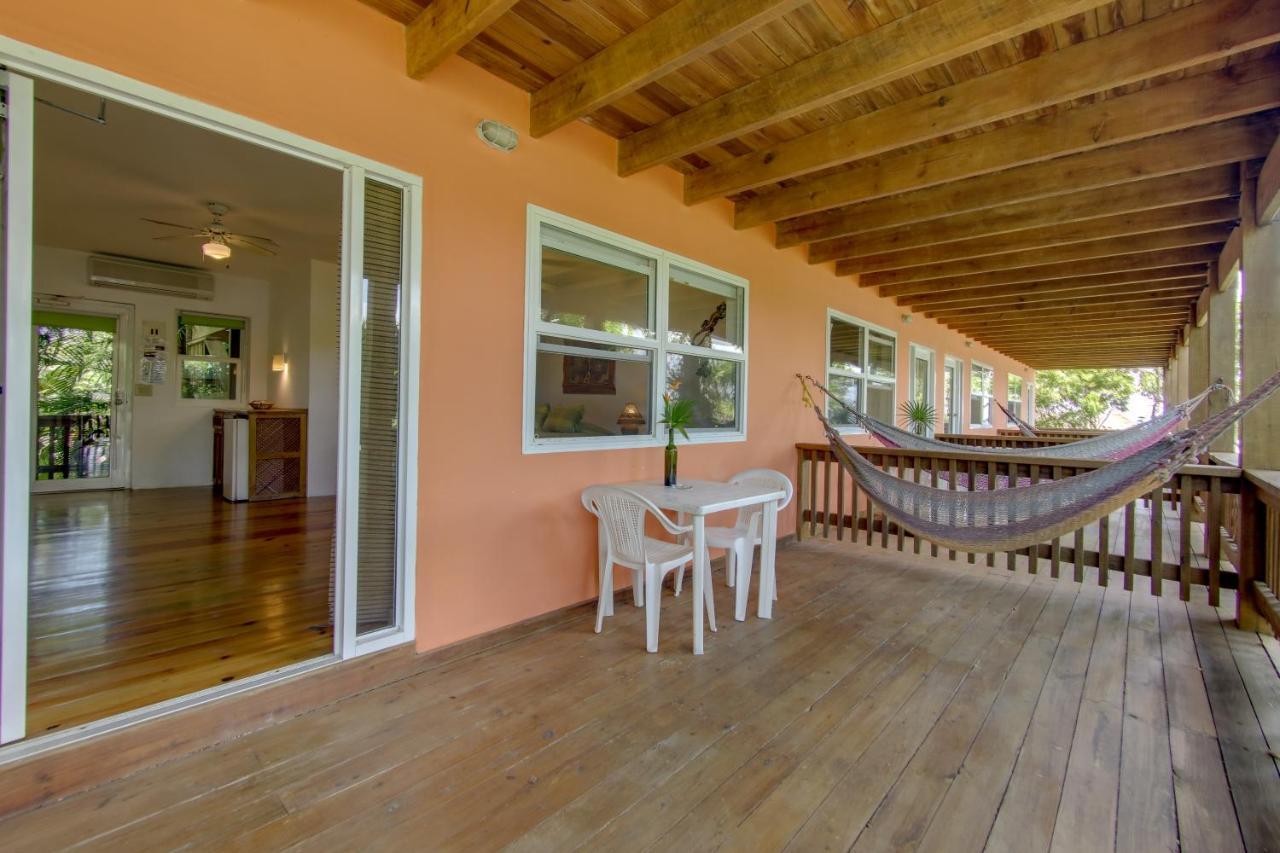 Hotel Posada Las Orquideas,West End Buitenkant foto