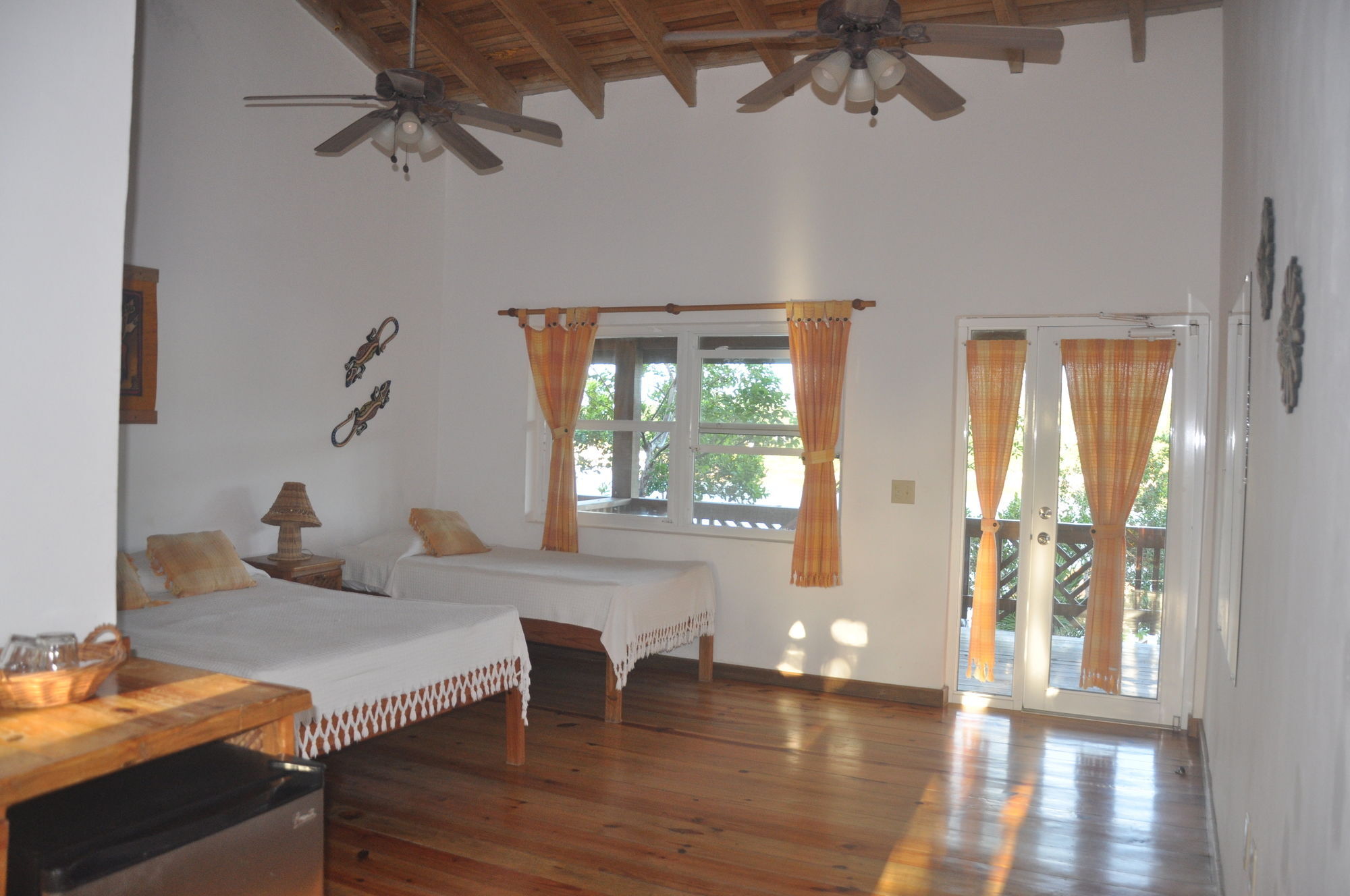 Hotel Posada Las Orquideas,West End Buitenkant foto